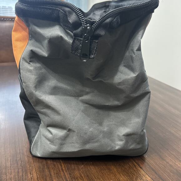 Ridgid 22" X 10 " X 13 Large Heavy Duty 6 Pocket Tool Bag - Picture 6 of 8
